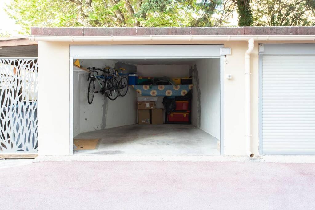 A6- 2 Bdr Incredible Sea View - Ac, Garage & Terrace Apartment อองทีบส์ ภายนอก รูปภาพ