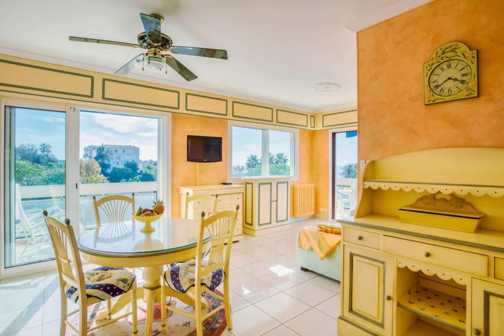 A6- 2 Bdr Incredible Sea View - Ac, Garage & Terrace Apartment อองทีบส์ ภายนอก รูปภาพ